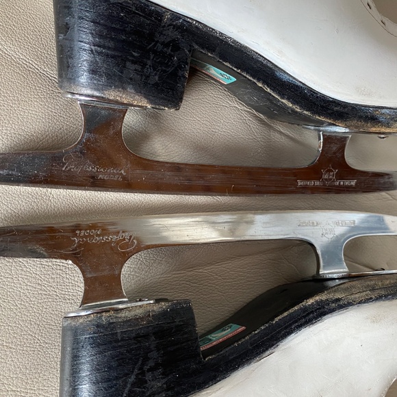 Wifa Figure Skates Size 6, white, black, leather + MK "Professional" blades. - Picture 9 of 10